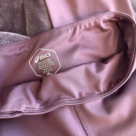 ASICS women’s workout leggings - Picture 4 of 4